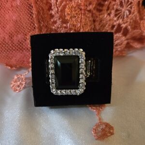 Elegant Black and Silver Women's Ring